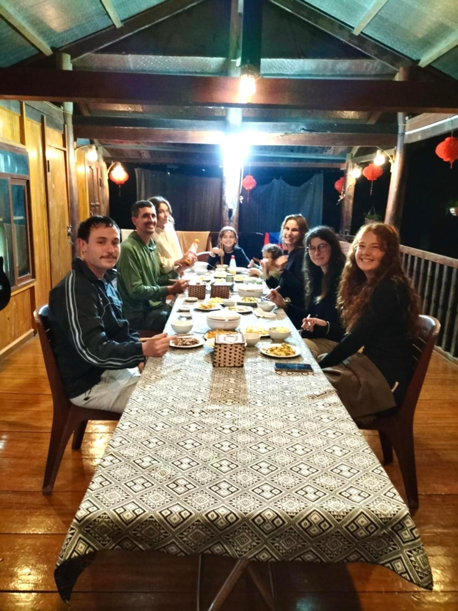 Ba Be lake-Huyen Hao Homestay Dış mekan fotoğraf