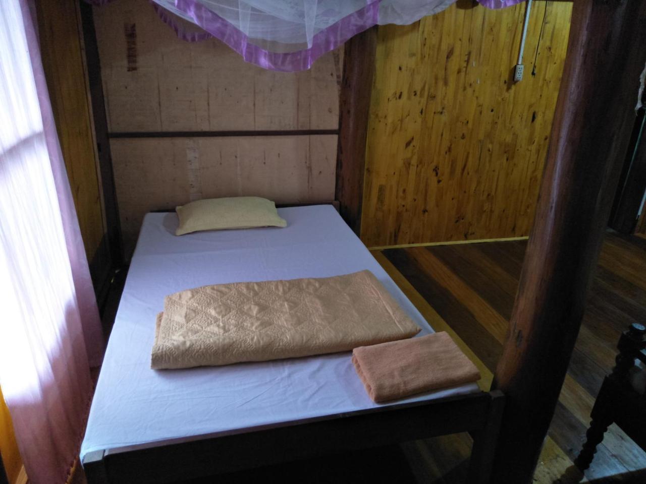 Ba Be lake-Huyen Hao Homestay Dış mekan fotoğraf